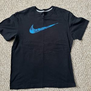 Nike shirt - XL